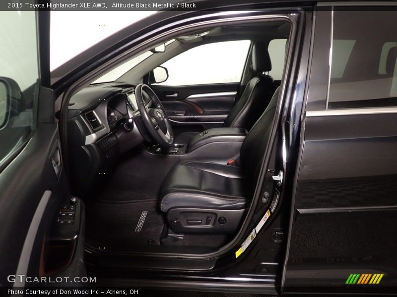 Attitude Black Metallic / Black 2015 Toyota Highlander XLE AWD