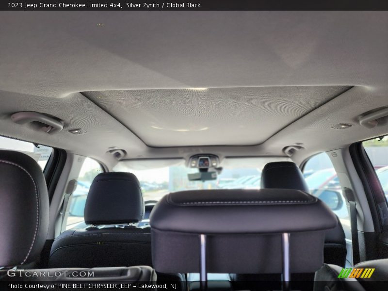 Silver Zynith / Global Black 2023 Jeep Grand Cherokee Limited 4x4