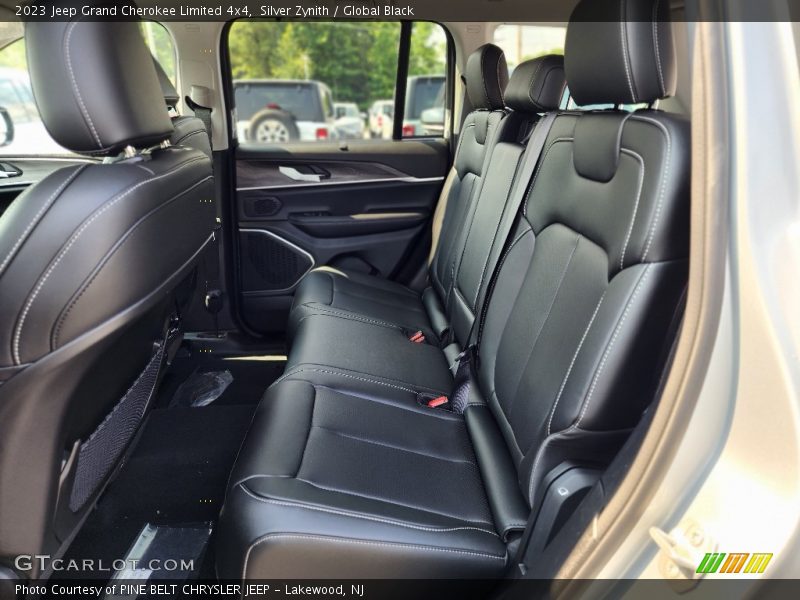 Silver Zynith / Global Black 2023 Jeep Grand Cherokee Limited 4x4