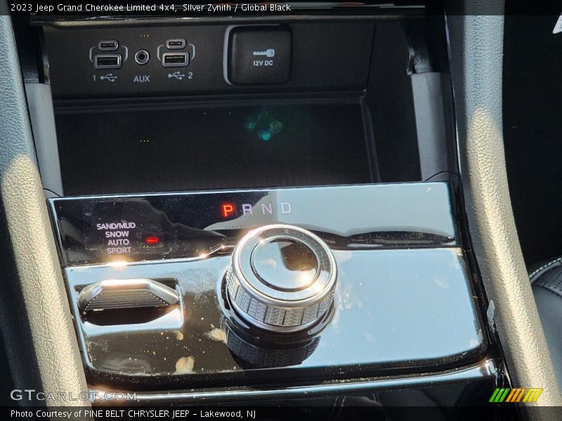 Silver Zynith / Global Black 2023 Jeep Grand Cherokee Limited 4x4
