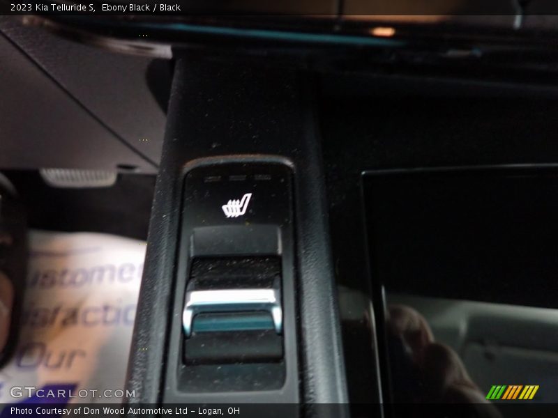 Ebony Black / Black 2023 Kia Telluride S