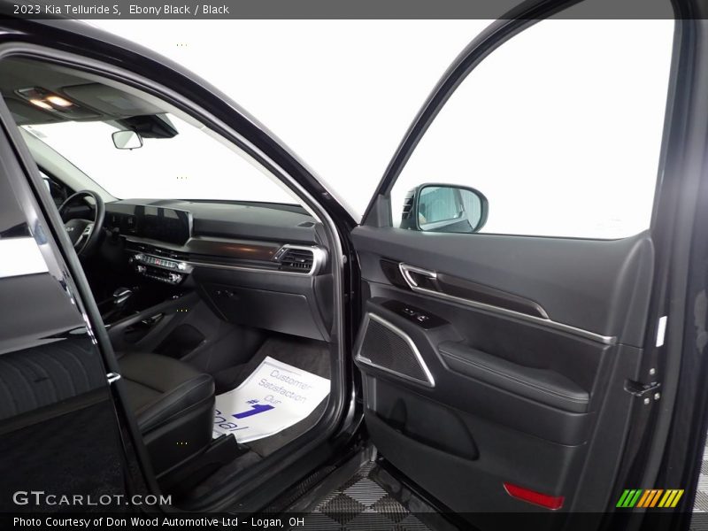 Ebony Black / Black 2023 Kia Telluride S