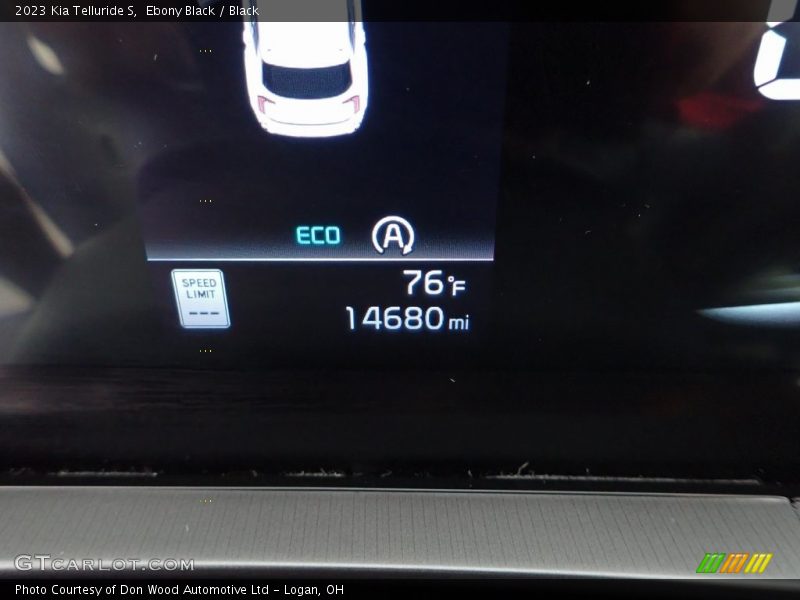 Ebony Black / Black 2023 Kia Telluride S