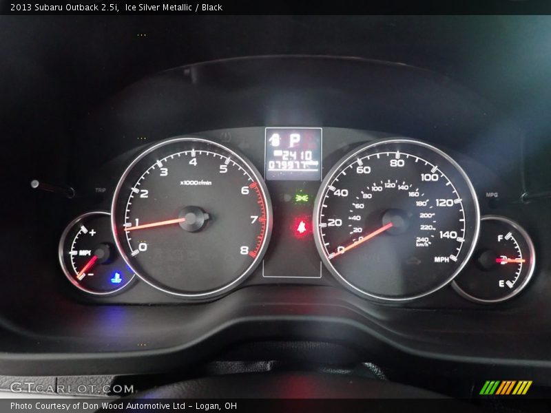Ice Silver Metallic / Black 2013 Subaru Outback 2.5i