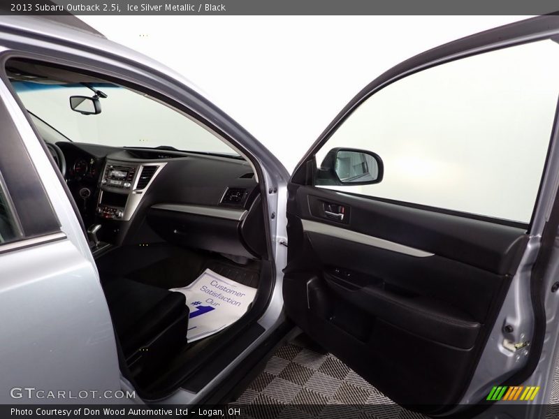 Ice Silver Metallic / Black 2013 Subaru Outback 2.5i