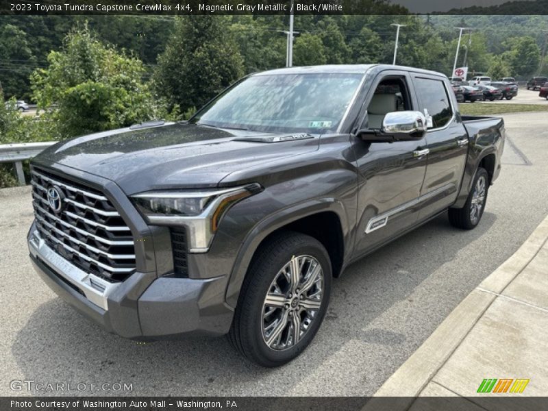 Front 3/4 View of 2023 Tundra Capstone CrewMax 4x4