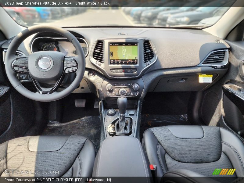 Bright White / Black 2023 Jeep Cherokee Altitude Lux 4x4