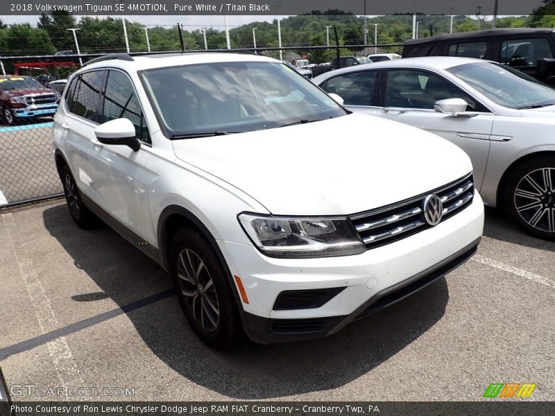Pure White / Titan Black 2018 Volkswagen Tiguan SE 4MOTION