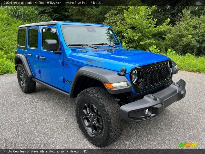 Front 3/4 View of 2024 Wrangler 4-Door Willys 4x4