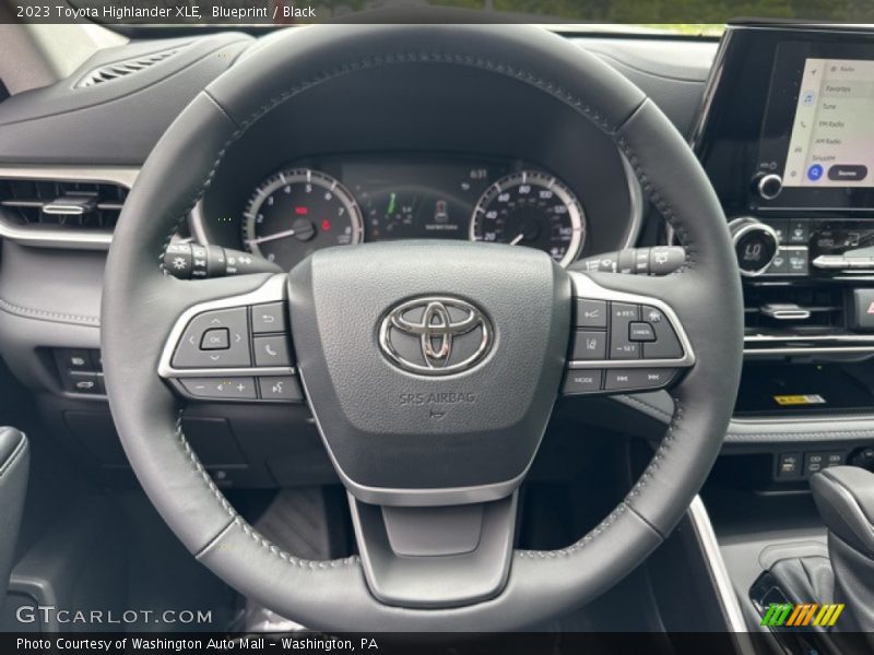 Blueprint / Black 2023 Toyota Highlander XLE
