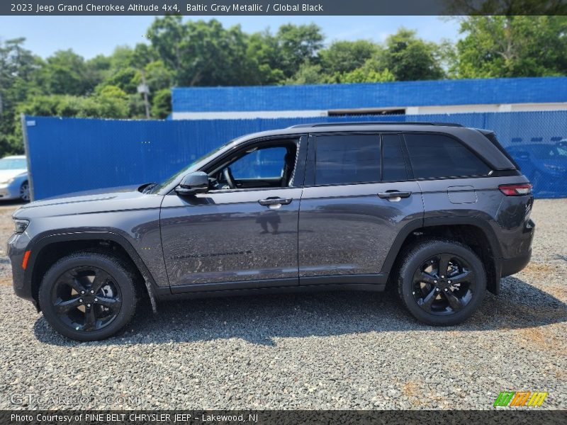 Baltic Gray Metallic / Global Black 2023 Jeep Grand Cherokee Altitude 4x4