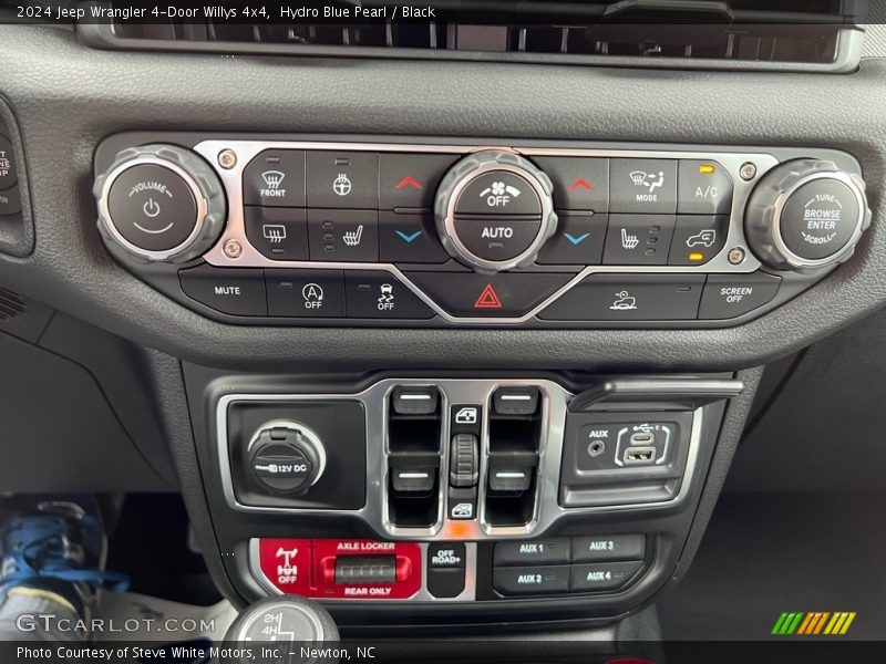 Controls of 2024 Wrangler 4-Door Willys 4x4