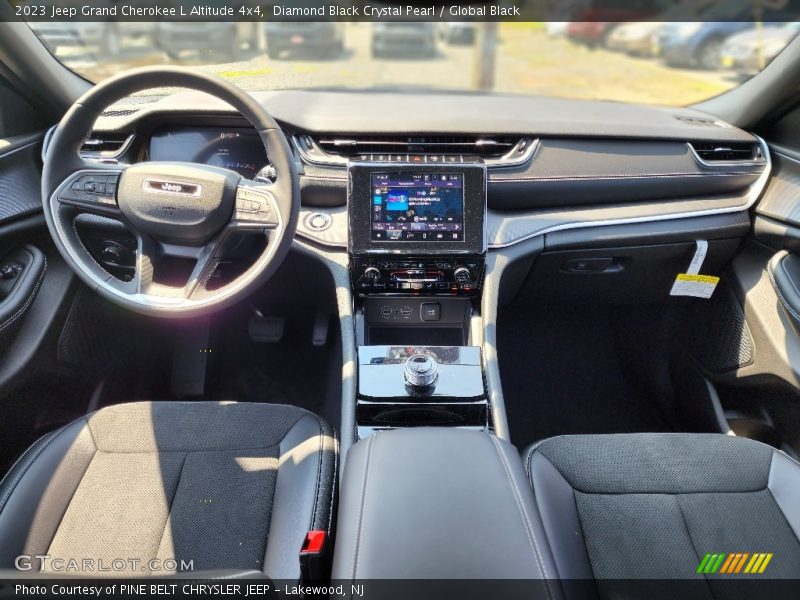 Diamond Black Crystal Pearl / Global Black 2023 Jeep Grand Cherokee L Altitude 4x4