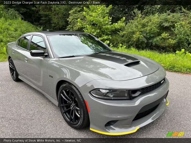 Front 3/4 View of 2023 Charger Scat Pack Daytona 392