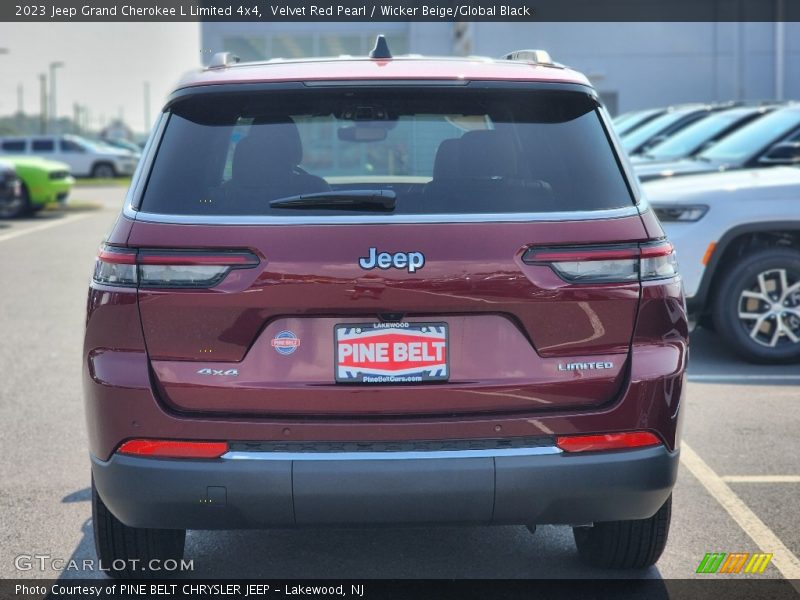 Velvet Red Pearl / Wicker Beige/Global Black 2023 Jeep Grand Cherokee L Limited 4x4