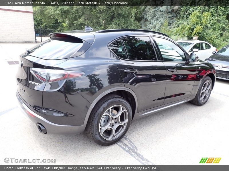 Vulcano Black Metallic / Black/Chocolate 2024 Alfa Romeo Stelvio Ti AWD