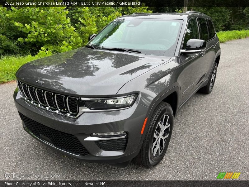 Baltic Gray Metallic / Global Black 2023 Jeep Grand Cherokee Limited 4x4
