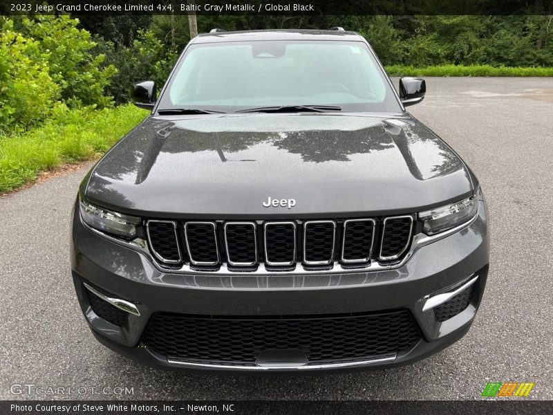 Baltic Gray Metallic / Global Black 2023 Jeep Grand Cherokee Limited 4x4