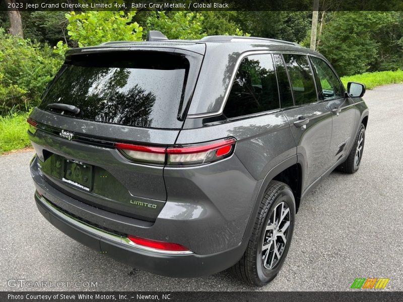 Baltic Gray Metallic / Global Black 2023 Jeep Grand Cherokee Limited 4x4