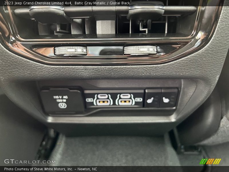 Baltic Gray Metallic / Global Black 2023 Jeep Grand Cherokee Limited 4x4
