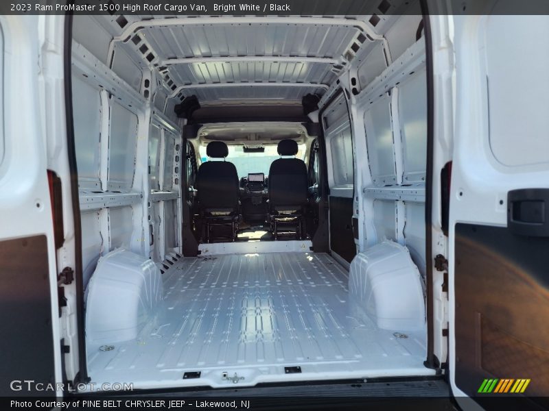 Bright White / Black 2023 Ram ProMaster 1500 High Roof Cargo Van
