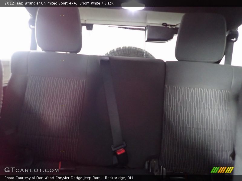 Bright White / Black 2012 Jeep Wrangler Unlimited Sport 4x4