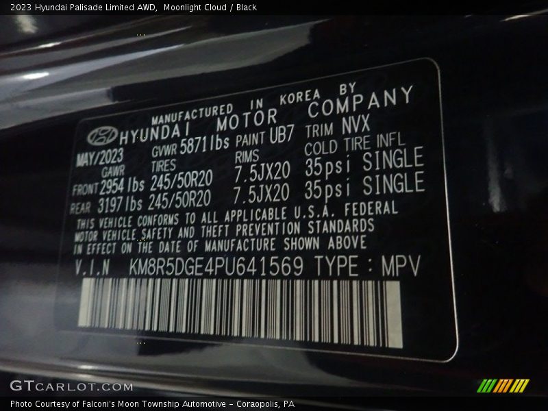 Moonlight Cloud / Black 2023 Hyundai Palisade Limited AWD