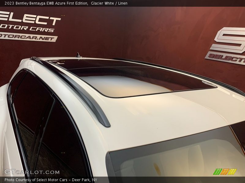 Glacier White / Linen 2023 Bentley Bentayga EWB Azure First Edition