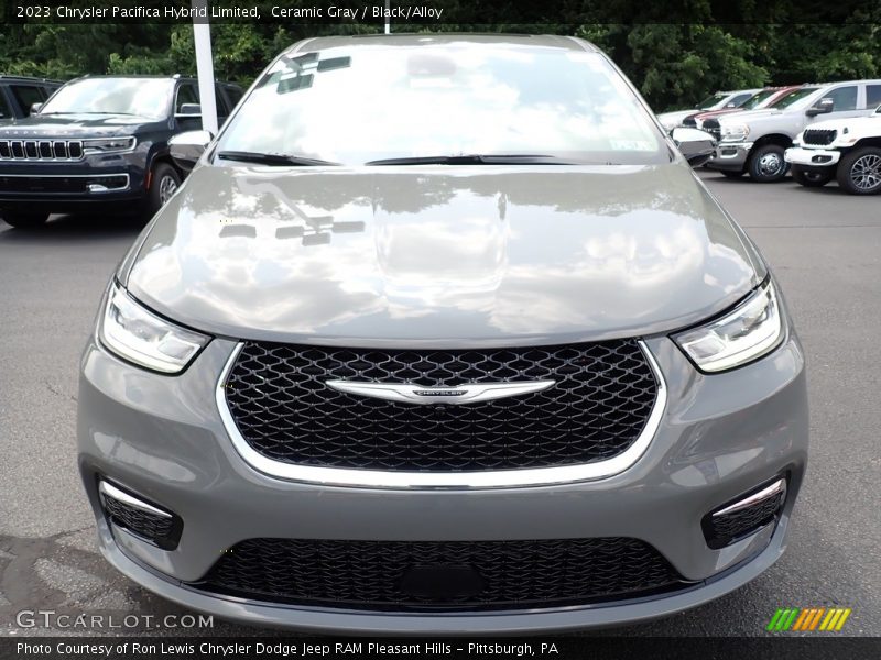 Ceramic Gray / Black/Alloy 2023 Chrysler Pacifica Hybrid Limited