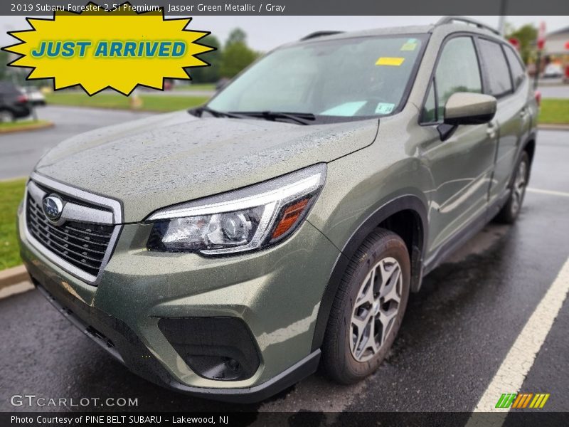 Jasper Green Metallic / Gray 2019 Subaru Forester 2.5i Premium