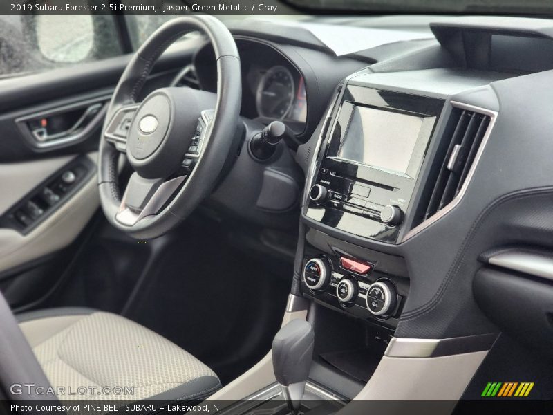 Jasper Green Metallic / Gray 2019 Subaru Forester 2.5i Premium
