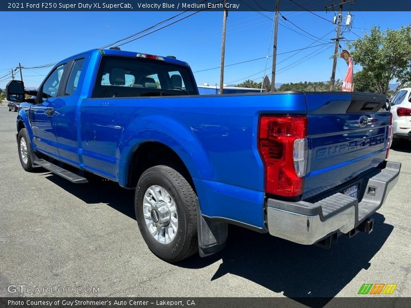 Velocity Blue / Medium Earth Gray 2021 Ford F250 Super Duty XL SuperCab