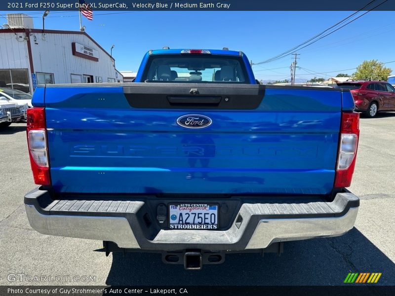 Velocity Blue / Medium Earth Gray 2021 Ford F250 Super Duty XL SuperCab