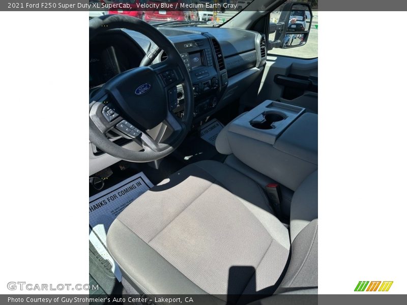 Velocity Blue / Medium Earth Gray 2021 Ford F250 Super Duty XL SuperCab