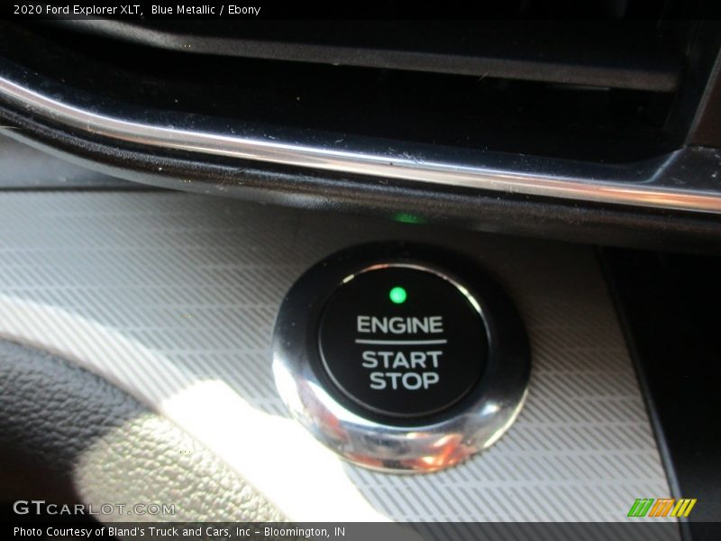 Blue Metallic / Ebony 2020 Ford Explorer XLT