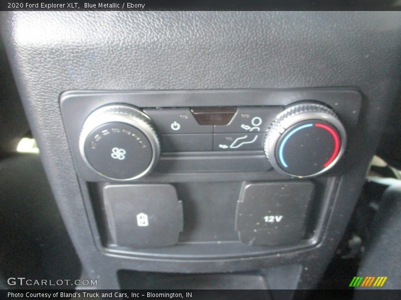 Blue Metallic / Ebony 2020 Ford Explorer XLT