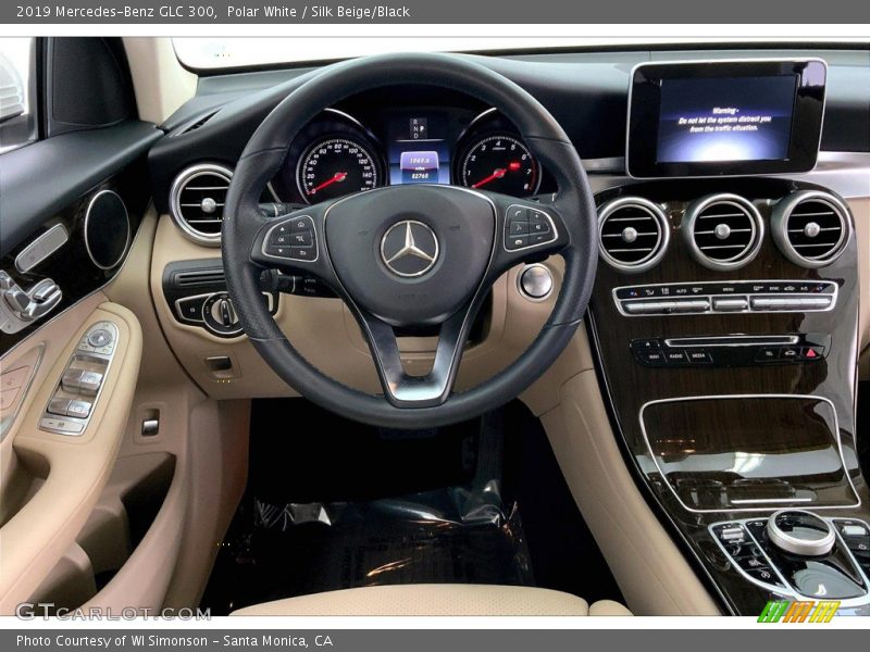 Polar White / Silk Beige/Black 2019 Mercedes-Benz GLC 300