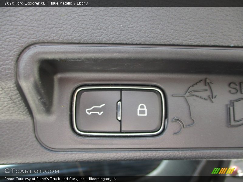 Blue Metallic / Ebony 2020 Ford Explorer XLT