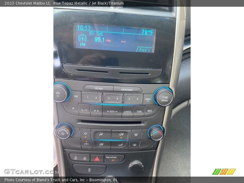 Controls of 2013 Malibu LS