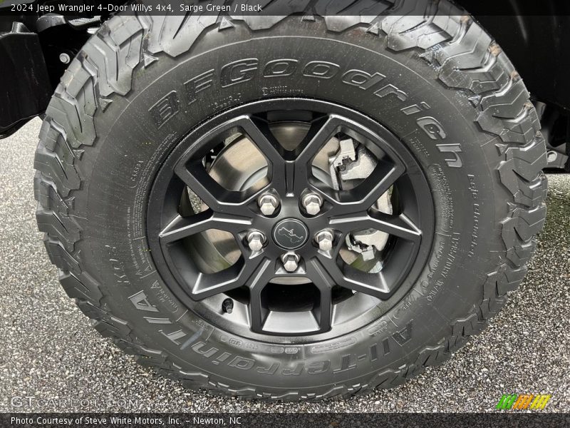  2024 Wrangler 4-Door Willys 4x4 Wheel