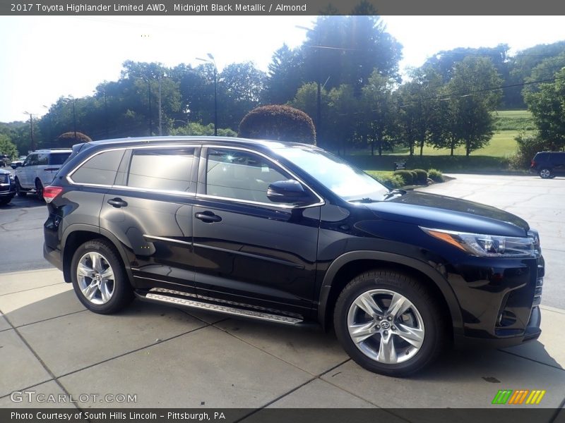 Midnight Black Metallic / Almond 2017 Toyota Highlander Limited AWD