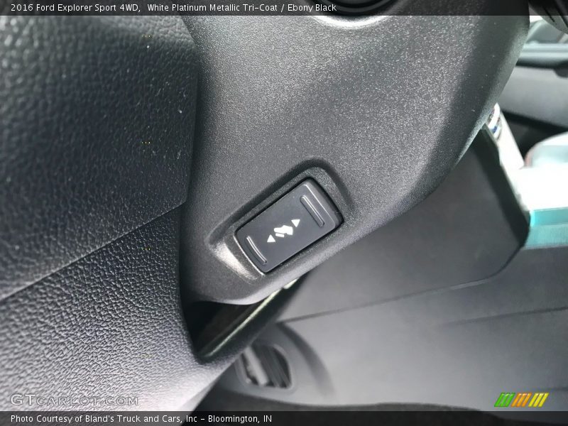 White Platinum Metallic Tri-Coat / Ebony Black 2016 Ford Explorer Sport 4WD