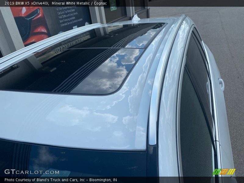 Mineral White Metallic / Cognac 2019 BMW X5 xDrive40i