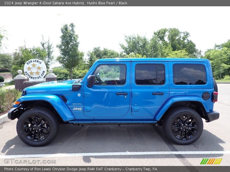  2024 Wrangler 4-Door Sahara 4xe Hybrid Hydro Blue Pearl