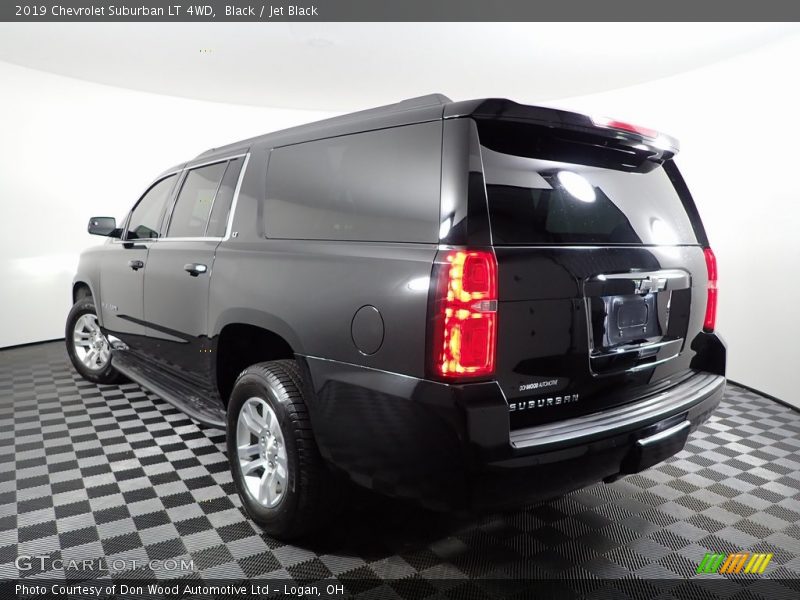 Black / Jet Black 2019 Chevrolet Suburban LT 4WD