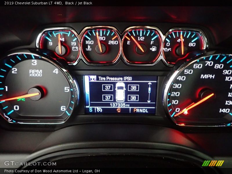 Black / Jet Black 2019 Chevrolet Suburban LT 4WD