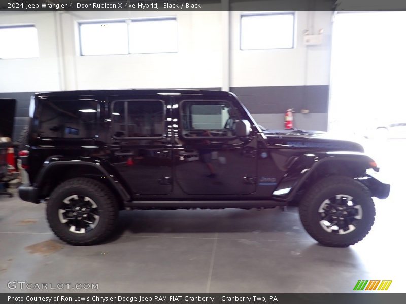 Black / Black 2024 Jeep Wrangler 4-Door Rubicon X 4xe Hybrid