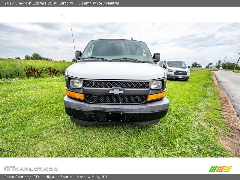 Summit White / Neutral 2017 Chevrolet Express 2500 Cargo WT