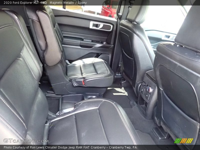 Magnetic Metallic / Ebony 2020 Ford Explorer XLT 4WD