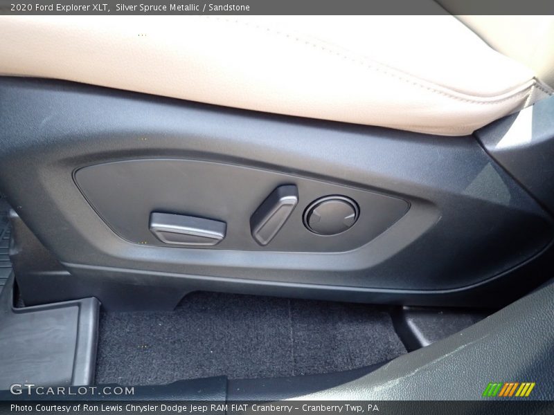 Silver Spruce Metallic / Sandstone 2020 Ford Explorer XLT